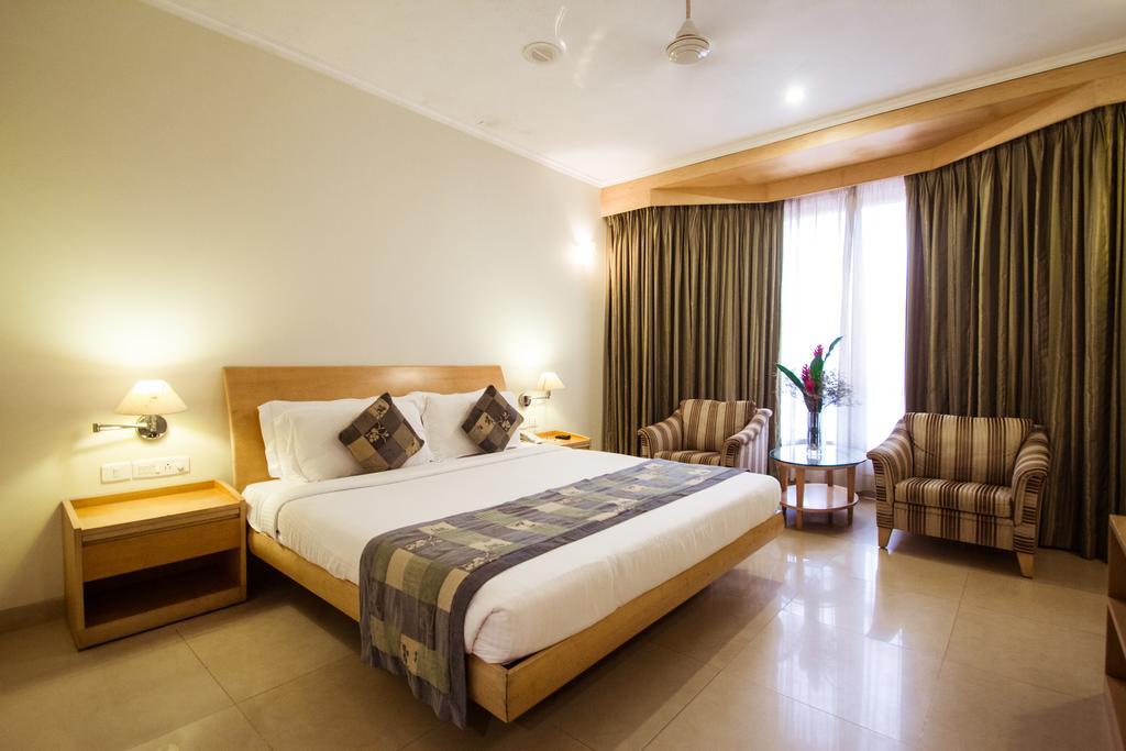 Chances Resort&Casino An Indy Resort Panaji Exterior foto